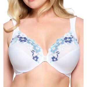 Glamorise Plus Size Front-Closure Cotton Wonder
Underwire white Bra Size: 36B